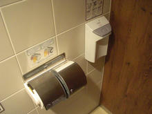 ルミネエスト新宿店　フードポケットトイレ