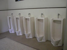 高尾山口駅　駐車場トイレ