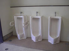 高尾山口駅　駐車場トイレ