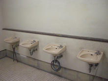 高尾山口駅　駐車場トイレ