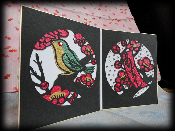 切り絵作品 梅に鶯 梅に赤短 黒矢絣