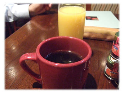 コーヒーとオレンジジュース
