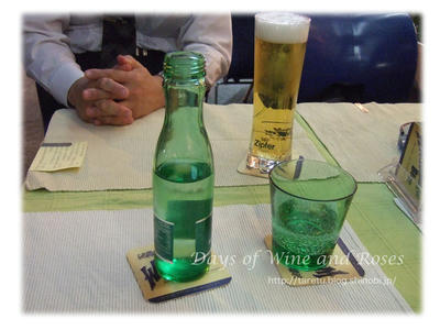 ビールと水