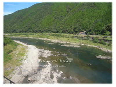 石だらけの橋