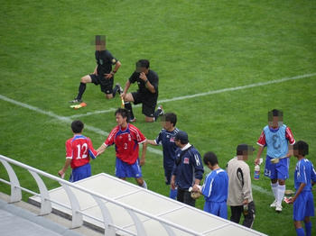 201106259f.jpg