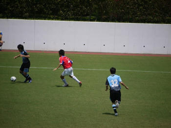 201107094f.jpg