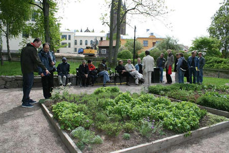 05-11d.jpg