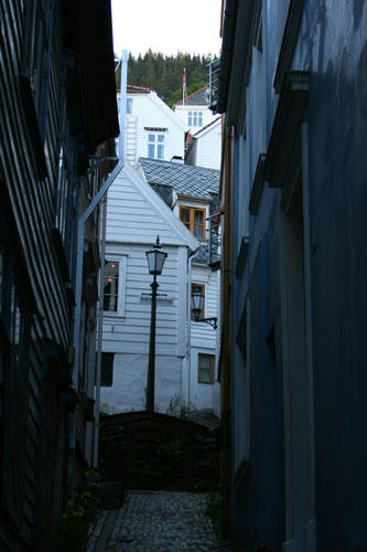05-27f.jpg