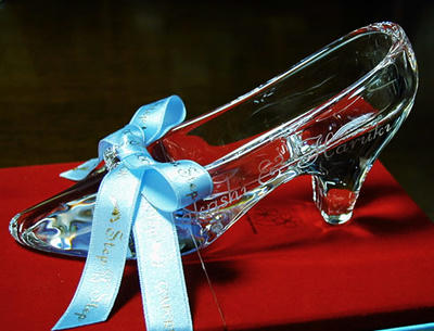 glasshoe.jpg