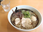 博多とんこつ黒ラーメン
