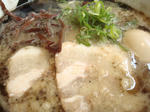 博多とんこつ黒ラーメンUP