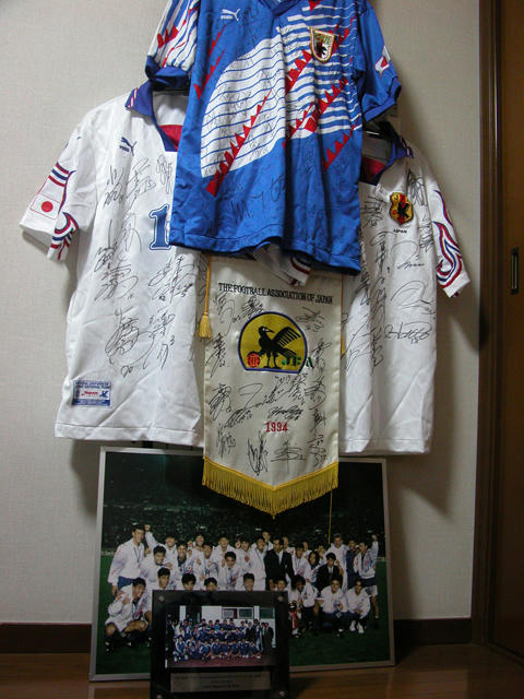 uniform01.jpg
