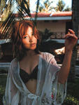 矢口真里
2nd写真集 [ラブハロ！] (23)