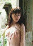 綾瀬はるか 
3rd写真集 [HEROINE] (78)