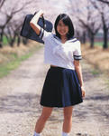 黒川芽以 
4th写真集 [nina] (91)