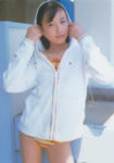 戸田恵梨香 
美少女写真集4 [内緒なじゅもん] (32)