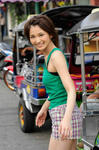 岡本玲 
ビジュアル・ヤングジャンプ 
No.109 [19→20] (41)