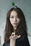 戸田恵梨香 
IQUEEN vol.7 [ACTRESS] 3D (08)