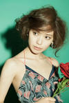 戸田恵梨香 
IQUEEN vol.7 [ACTRESS] 2D (38)