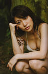 大島優子 
写真集 [優子のありえない日常] (12)