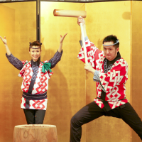 祝い餅つきパフォーマンスのめでたや