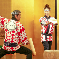 祝い餅つきパフォーマンスのめでたや