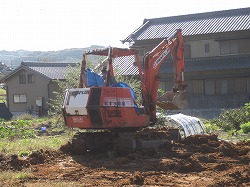 ユンボー。