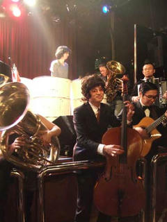 05.jpg