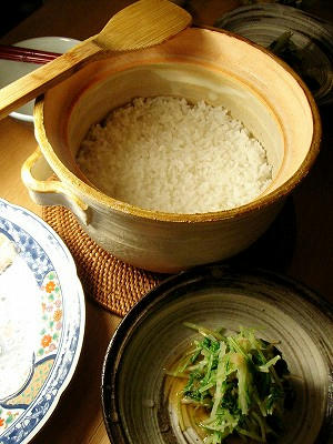 益子烧沙锅煮的米饭