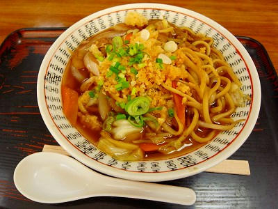青森县黑石市政府食堂之“汁炒面”
