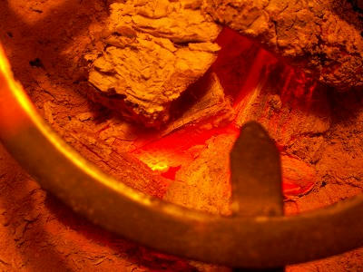 “火鉢”里边的木炭