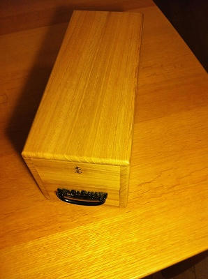 “木屋”牌小木箱