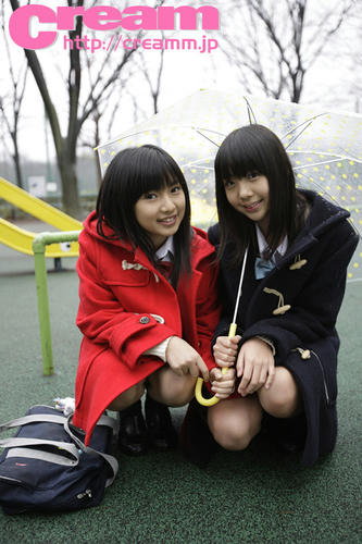山口えり＆望月ゆな☆雨の日に&hellip;
