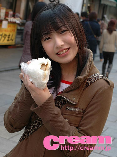 松下美保☆ホカホカ肉まん♪