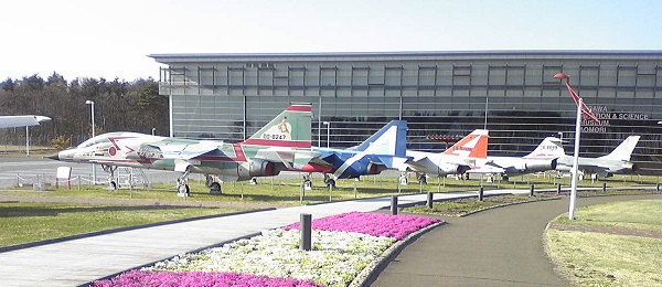 三沢航空科学館