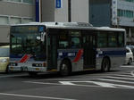 F565