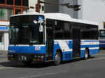 915