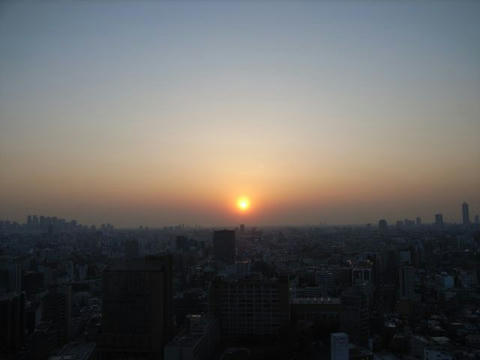 霞の向こう