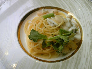 4品目にきたパスタ。