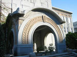qu-me-arch-s.JPG
