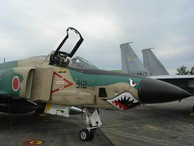 航空ショー,エアフェスタ浜松2009,サンダーバーズ,AirFesta,THUNDERBIRDS,アクロバットチーム,F‐15,戦闘機グッズ,展示,販売