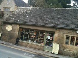 001biblshop.jpg