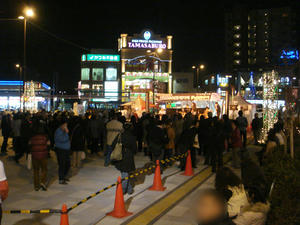 ライブの模様。人いっぱい