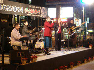 寒さに負けない演奏！