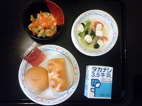 朝食