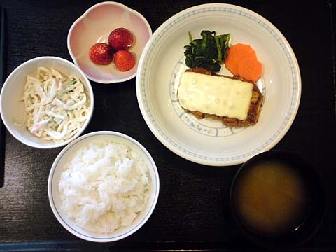 昼食