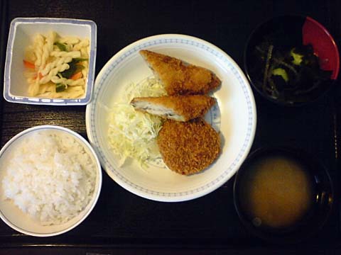 昼食