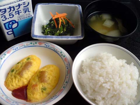 朝食