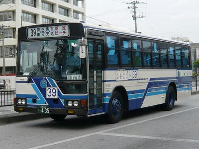 435