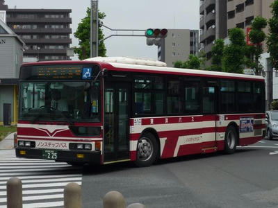225